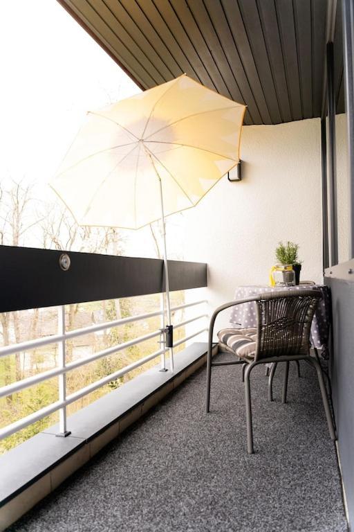 Ferienhaus Schoene Aussicht Ferienwohnung Gelb Hemfurth-Edersee Bagian luar foto