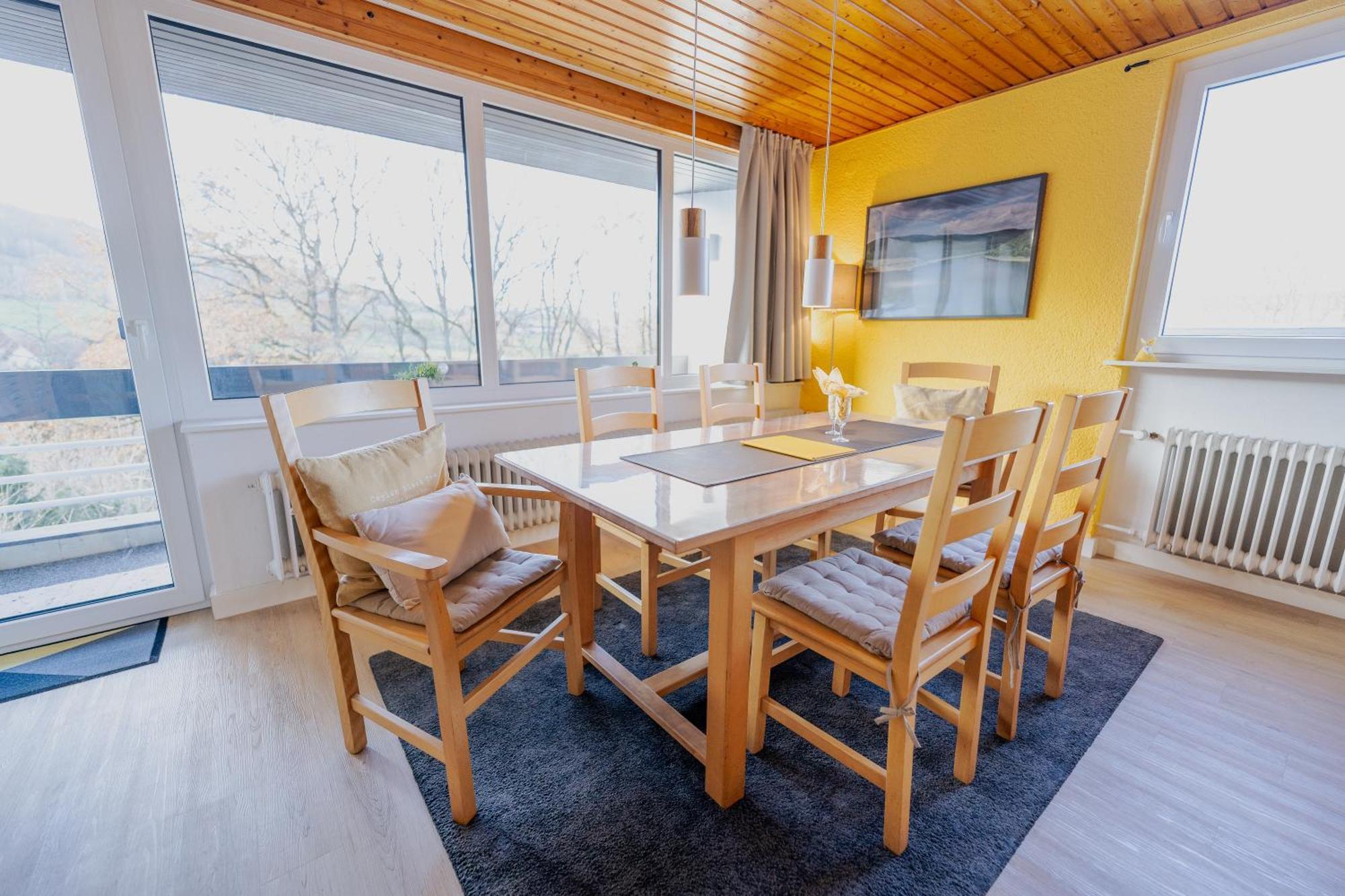 Ferienhaus Schoene Aussicht Ferienwohnung Gelb Hemfurth-Edersee Bagian luar foto