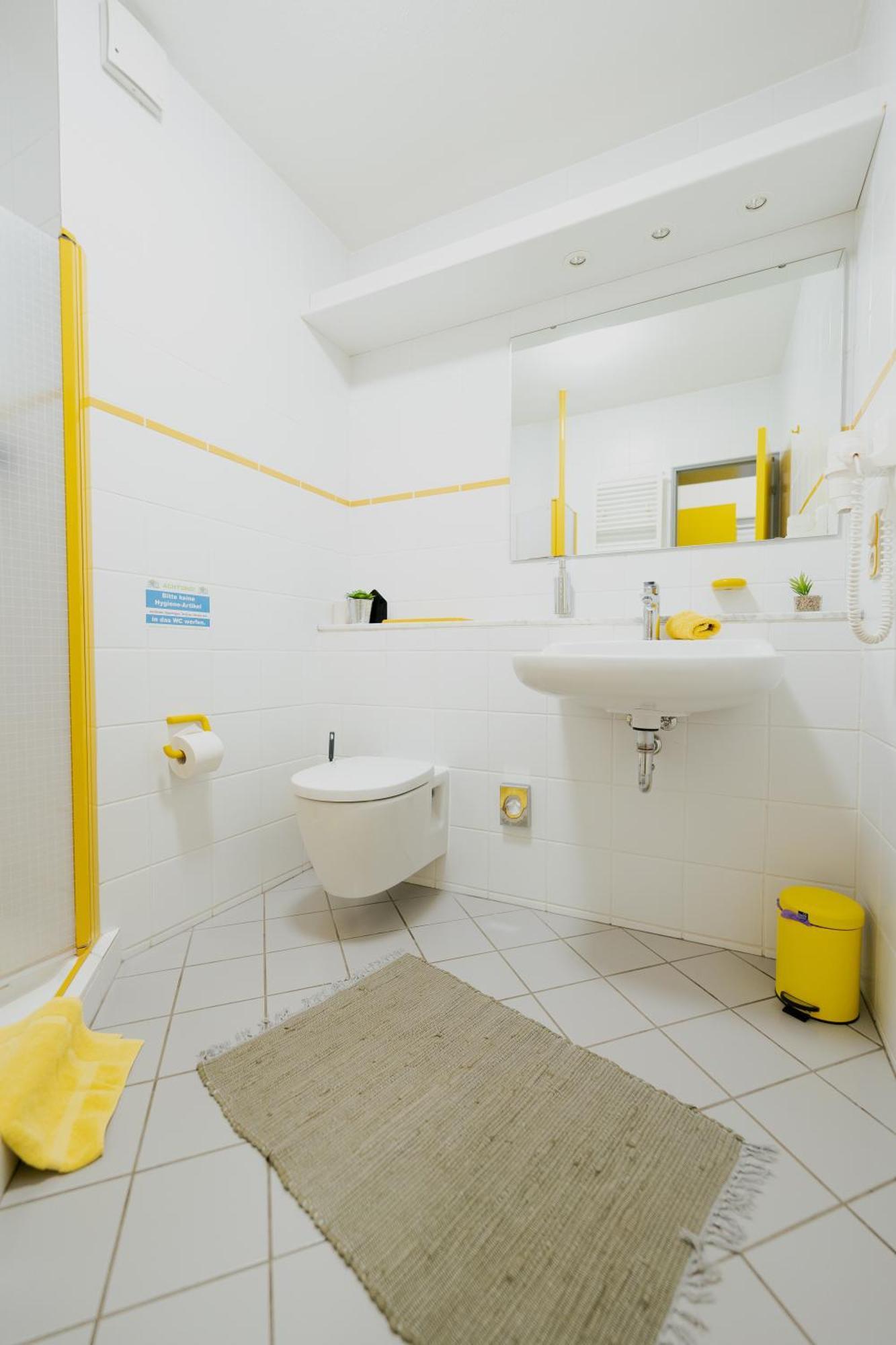 Ferienhaus Schoene Aussicht Ferienwohnung Gelb Hemfurth-Edersee Bagian luar foto